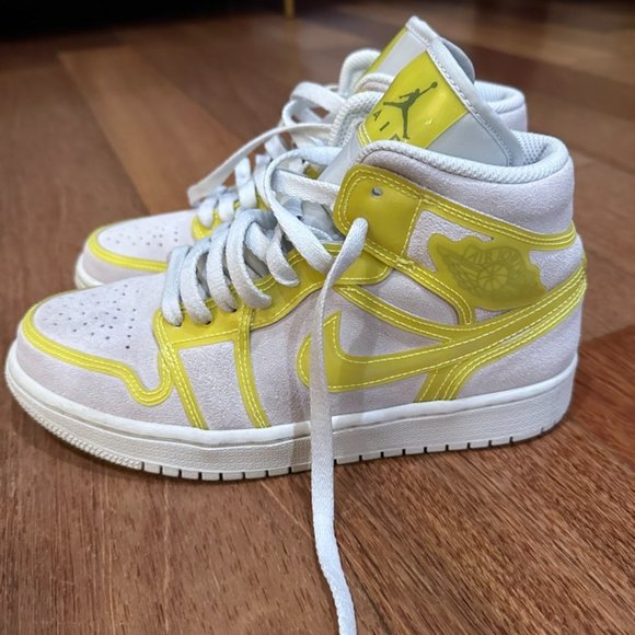 2021 Womens Air Jordan 1 Mid LX 'Off White Opti Yellow' Size 8 - Picture 4 of 7